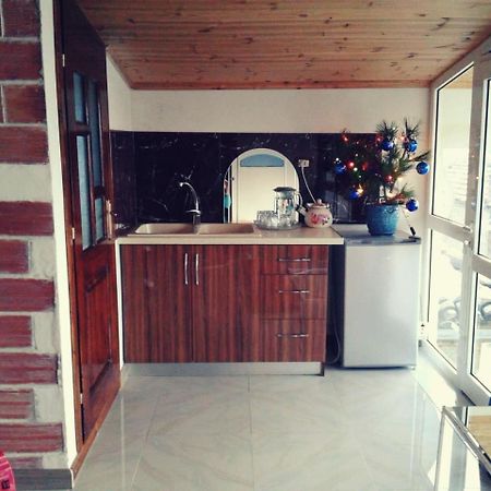 Cozy Loft Apartment Korce Bagian luar foto