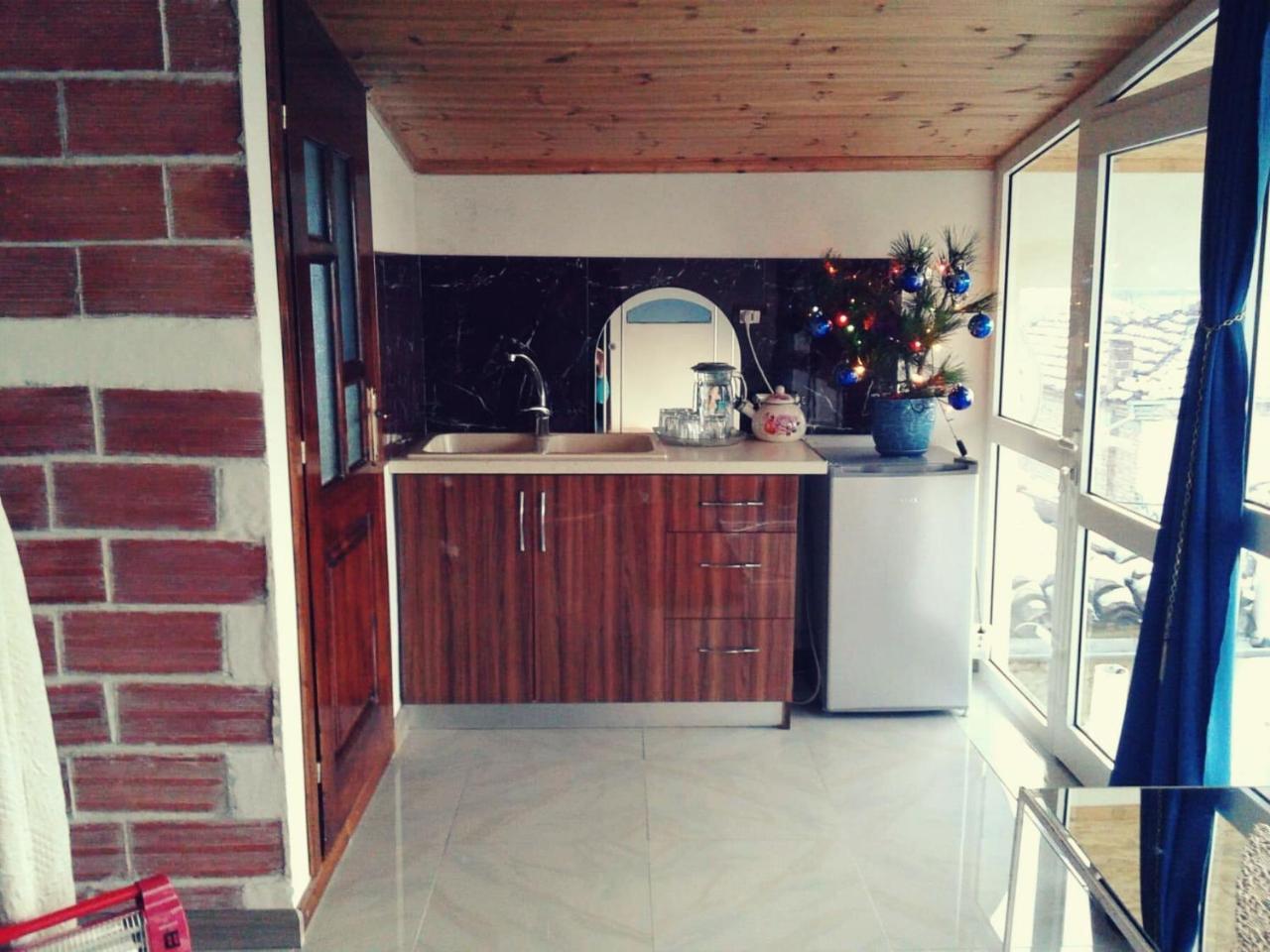Cozy Loft Apartment Korce Bagian luar foto